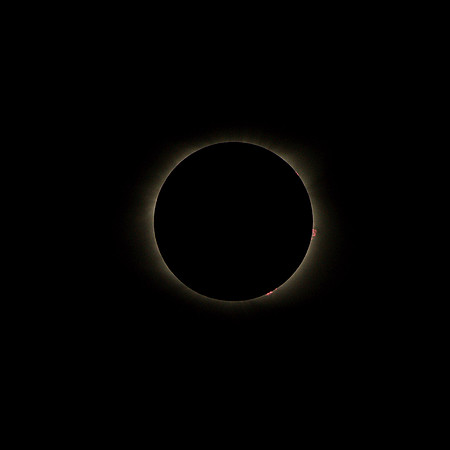Eclipse-prominences
